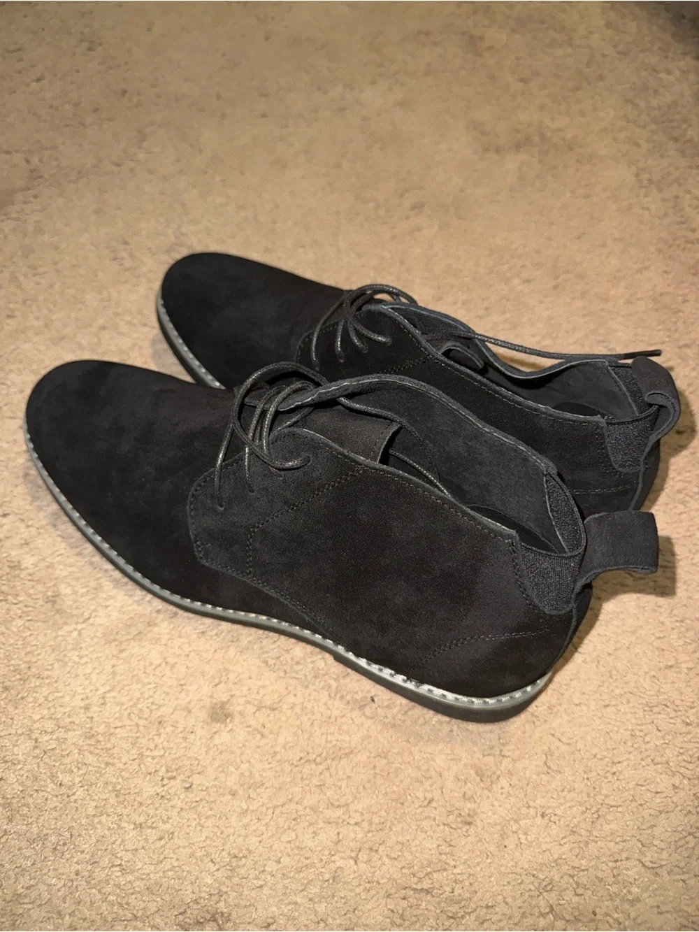 Men's Black Suede Chukka Boots - Sleek Lace-Up Design